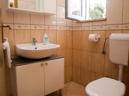 Apartments Jela