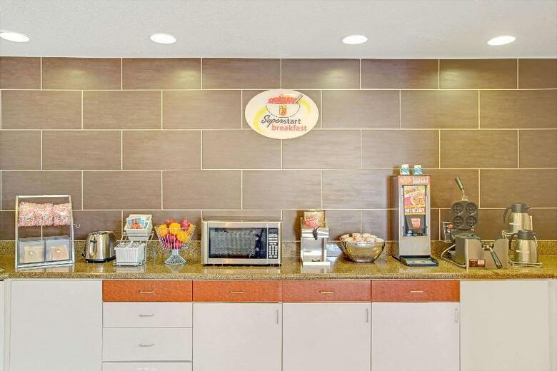Hotel Super 8 Salt Lake City Airport
