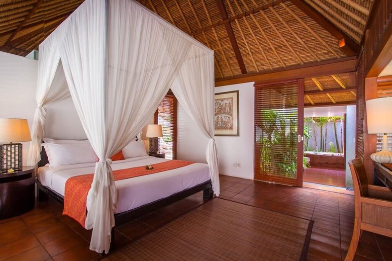 Hotel Maya Loka Villas