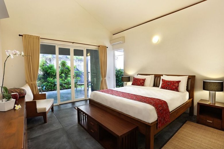 Hotel Maya Loka Villas