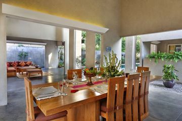 Hotel Maya Loka Villas