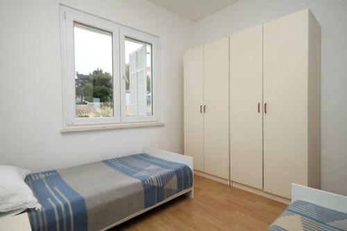 Apartment Povljana 224e