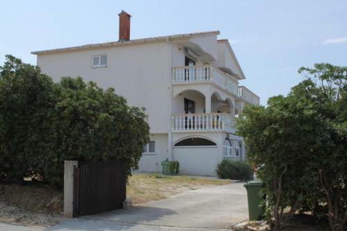 Apartment Povljana 224e