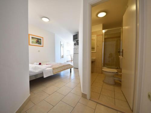 Apartment Ante.4
