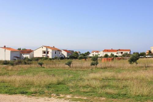 Apartment Povljana 9405b