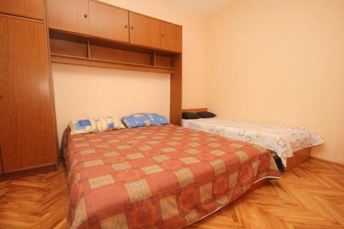 Apartments With A Parking Space Povljana (pag) - 9353