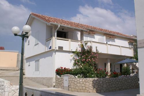 Apartments With A Parking Space Povljana (pag) - 233