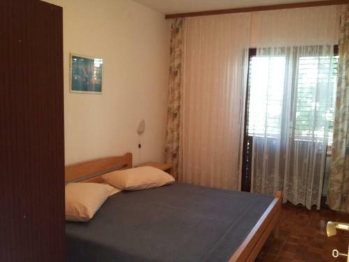 Apartments Pere