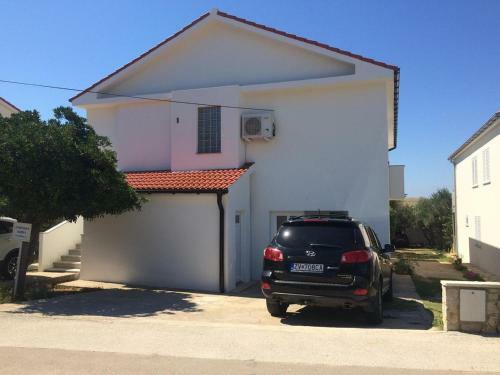Apartment Povljana 226b