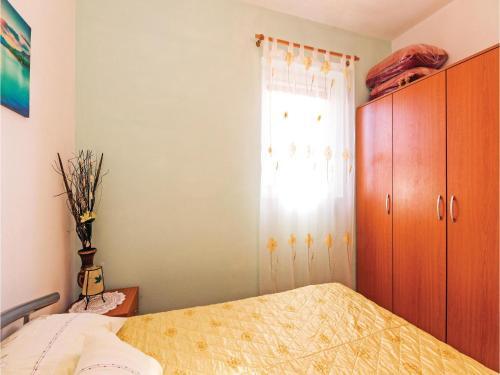 Apartment Povljana 02