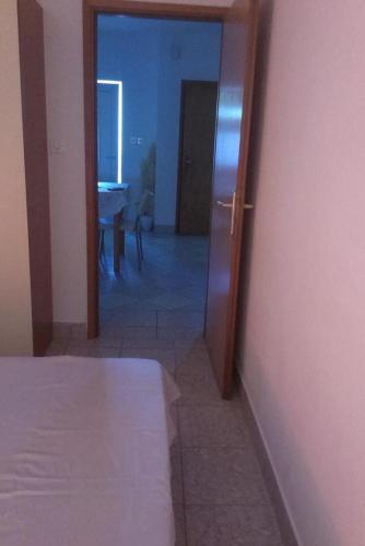 Apartments With A Parking Space Povljana (Pag) - 12169