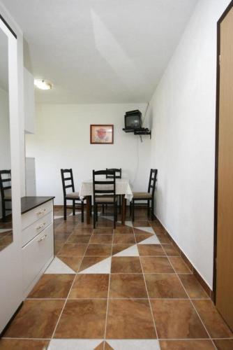 Apartment Povljana 229d