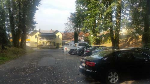 Hostal Guest House Grgin Dol