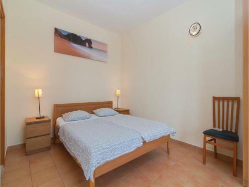 Four-bedroom Holiday Home In Praznica