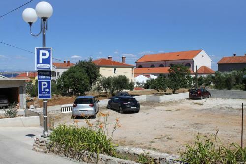 Hostal Twin Room Preko 8180j