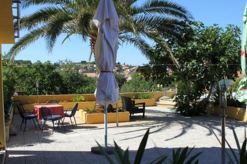 Hostal Twin Room Preko 8180j