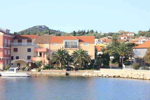Apartment Poljana 8450b