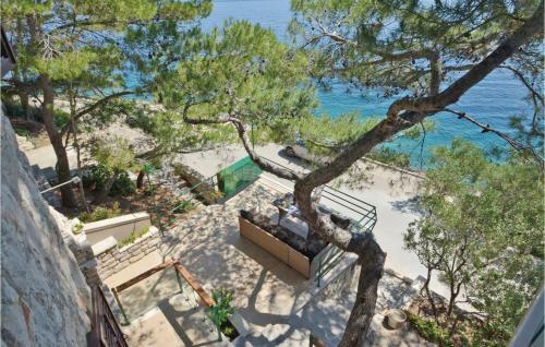 Holiday Home Prigradica 05
