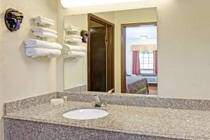 Hotel Super 8 Shawnee
