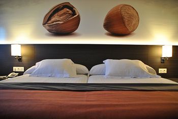 Brea's Hotel