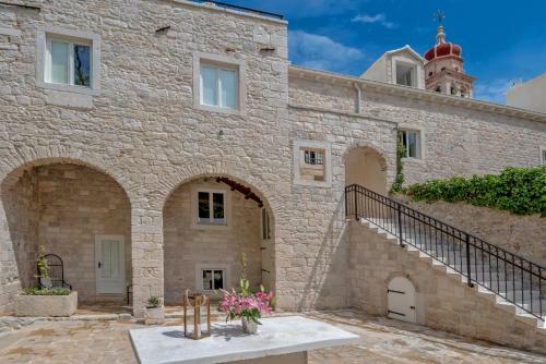 Puteus Palace Heritage Hotel