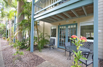 Hotel Coral Beach Noosa Resort