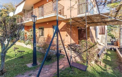 Two-bedroom Apartment In Pula