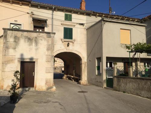 Apartments With A Parking Space Premantura (medulin) - 12387