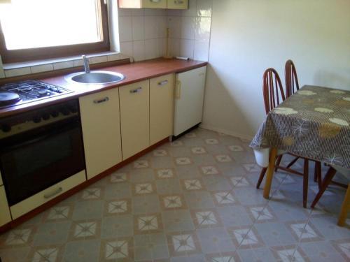 Apartments With A Parking Space Banjol (rab) - 15463