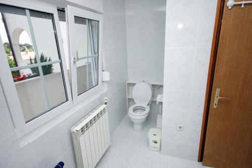 Apartments With A Parking Space Banjol (rab) - 5022