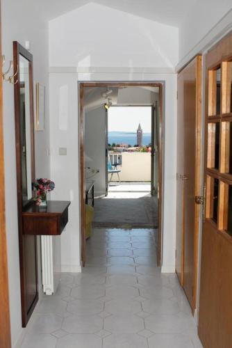 Apartments With A Parking Space Banjol (rab) - 5022