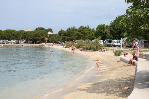 Apartment Banjol 14134a