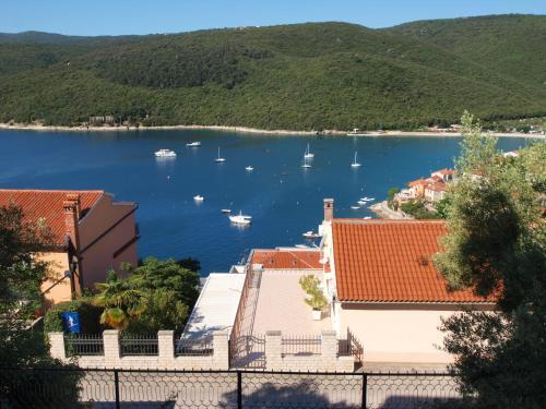 Apartments Katica 1078