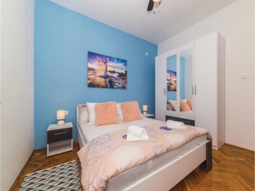 Three-bedroom Holiday Home In Radosic/lecevica