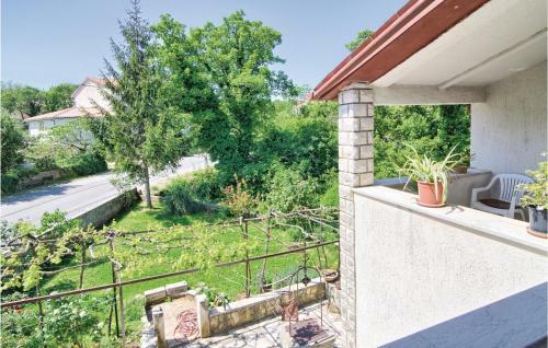 Two-bedroom Apartment In Rakalj