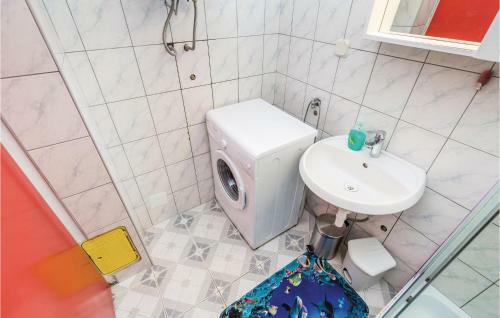 One-bedroom Holiday Home In Rakovica