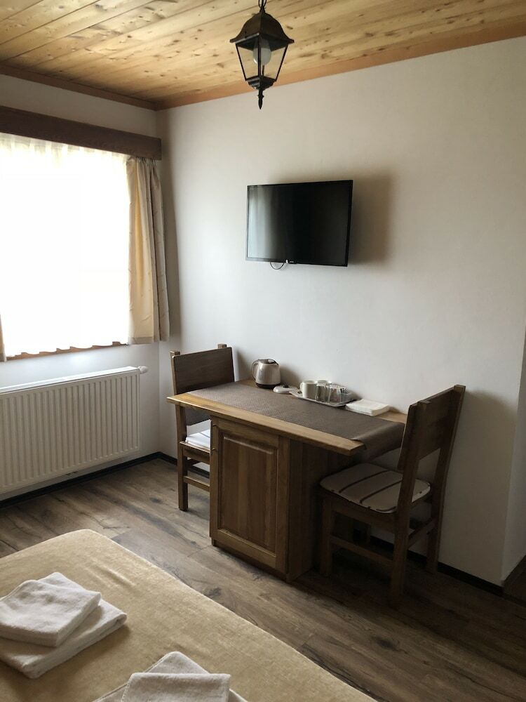 Hostal House Flora