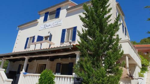 Hostal Double Room Rava 15880b