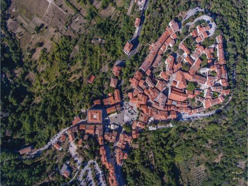 One-bedroom Apartment In Labin