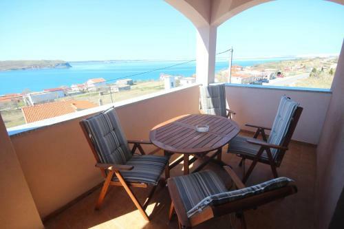 Apartments Njaco