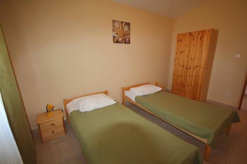 Apartments Njaco