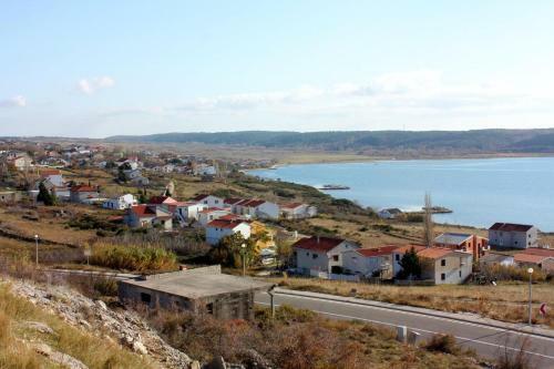 Apartment Rtina - Miocici 13072c