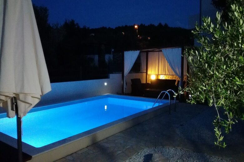 Apartamentos Holiday Home Diana