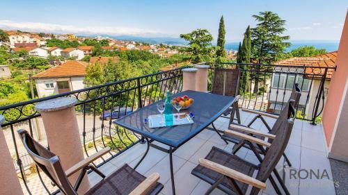 Hostal Rona Apartments Smokva