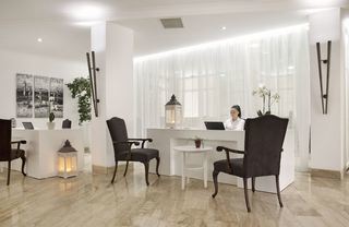 Hotel Marti La Perla