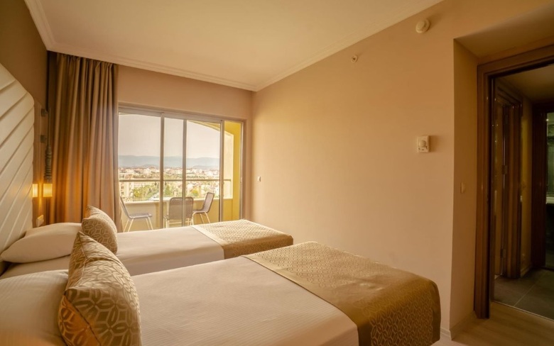 Hotel Silence Beach Resort
