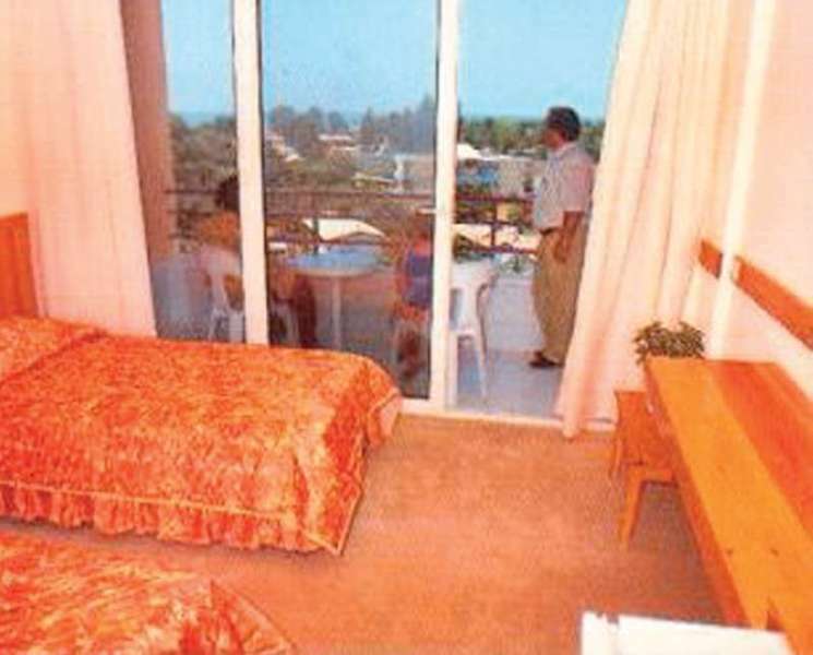 Hotel Kervan Side
