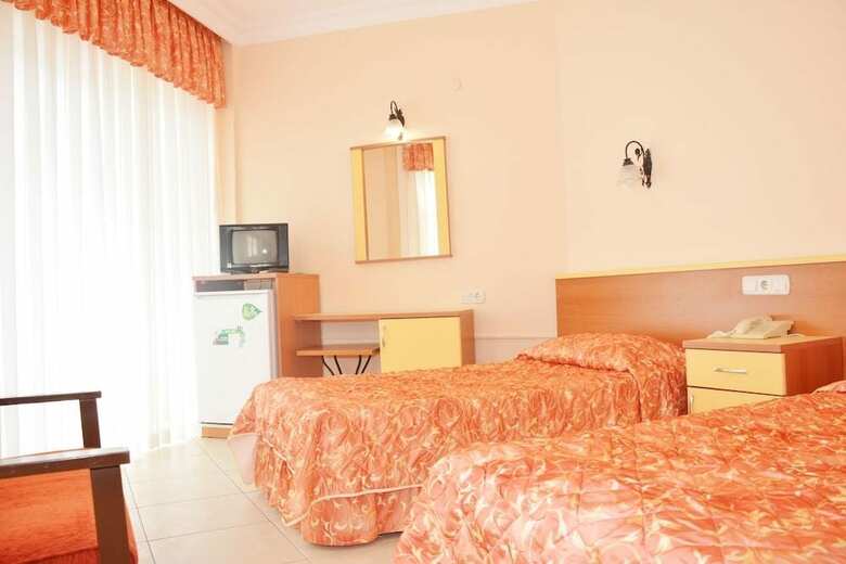 Hotel Kervan Side