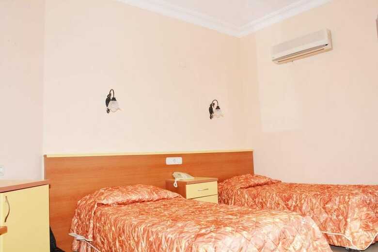 Hotel Kervan Side