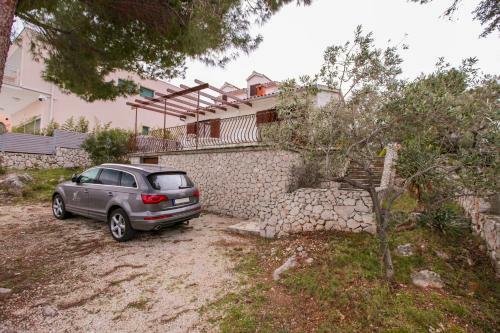 Apartments Rumena
